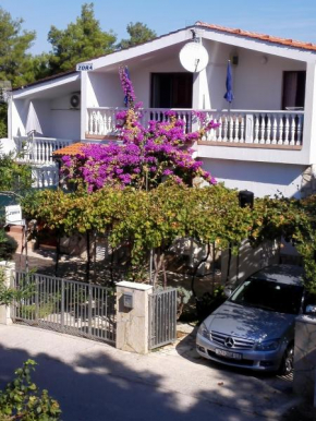 Гостиница Apartments Zora  Нин